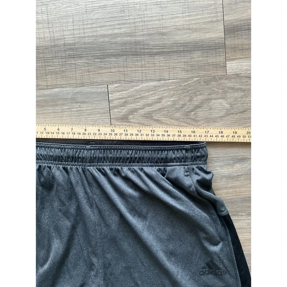 Adidas Climacool Mens Athletic Shorts Gray Black Size XL